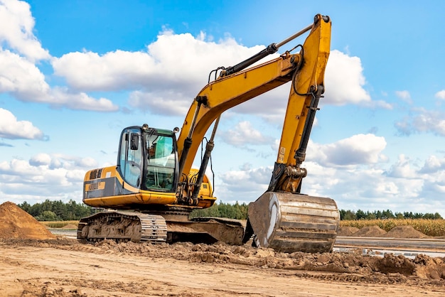 Pengurusan Surat Keterangan (Suket) K3 Alat - Excavator di Kabupaten Asmat