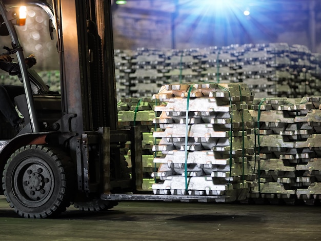 FAQ - Pertanyaan Umum tentang Sertifikasi K3 Forklift di KAB. MANOKWARI SELATAN