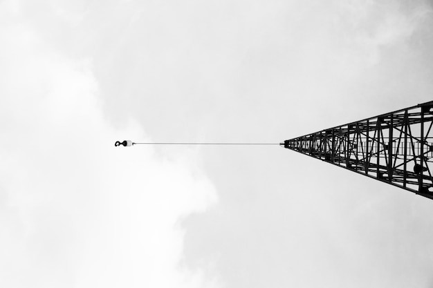 Overhead Crane - Fungsi: Mengangkat dan memindahkan beban berat dalam fasilitas industri di Kabupaten Merauke